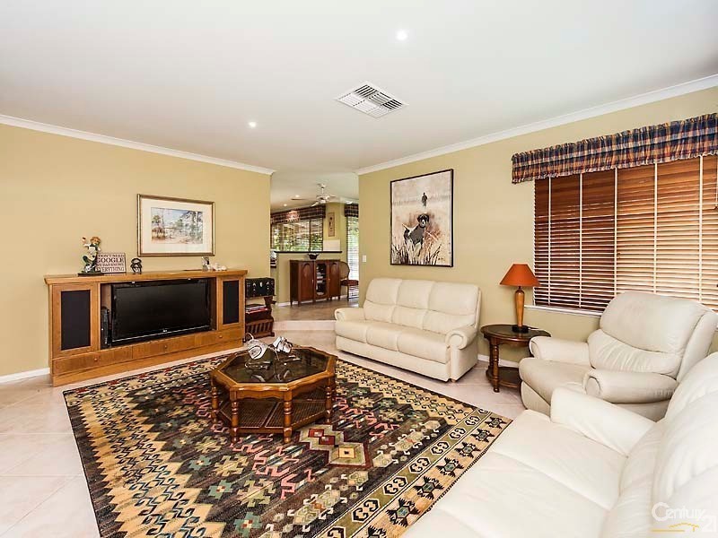 8  Honeytree Place, Falcon WA 6210