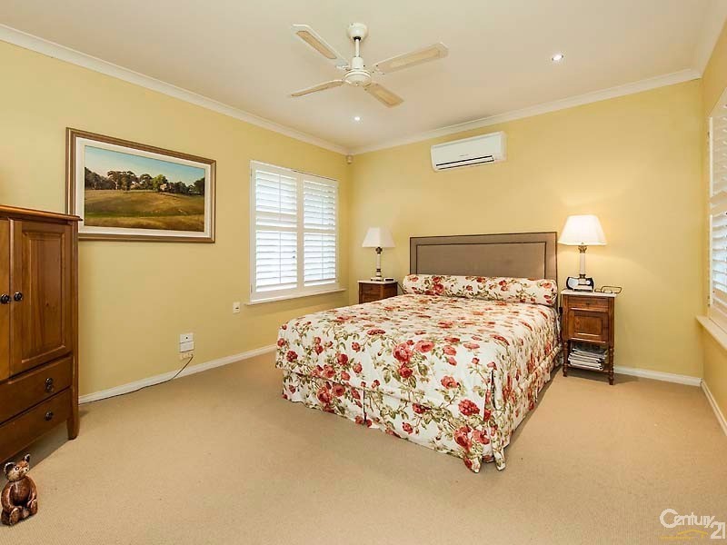 8  Honeytree Place, Falcon WA 6210