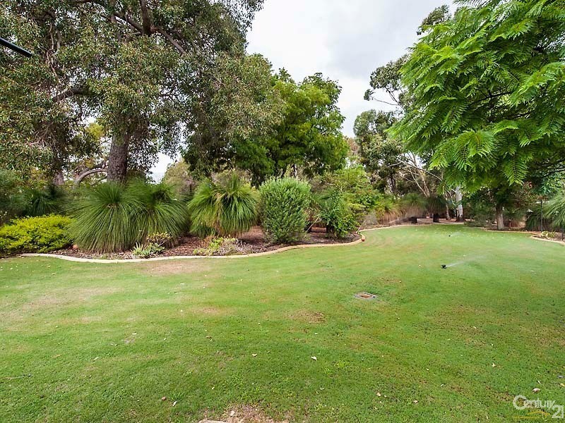 8  Honeytree Place, Falcon WA 6210