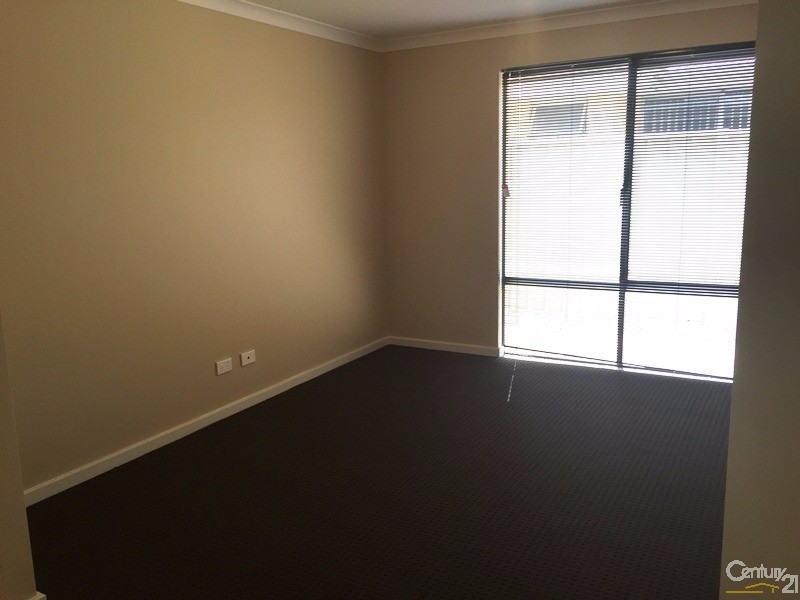 20 Gilroyd Way, Golden Bay WA 6174