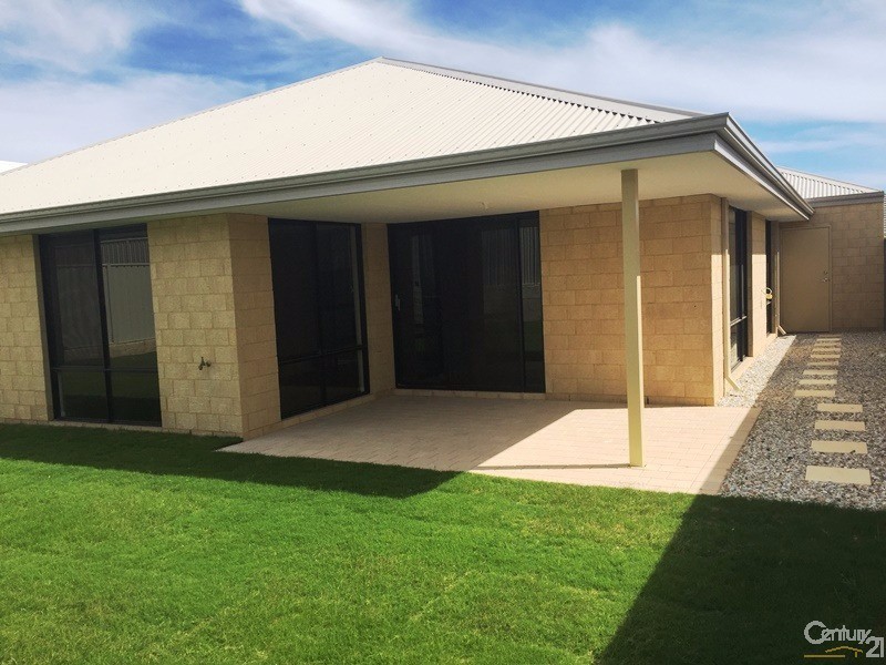 20 Gilroyd Way, Golden Bay WA 6174