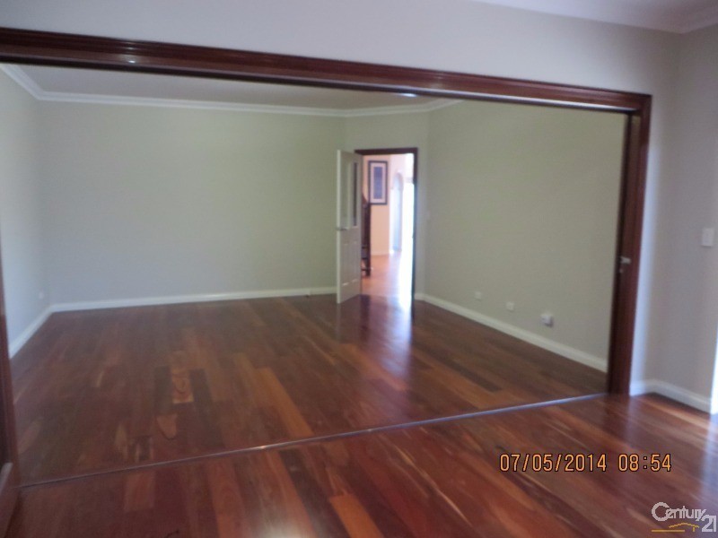 22 Leveque Loop, San Remo WA 6210