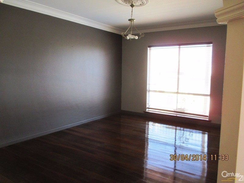 22 Leveque Loop, San Remo WA 6210