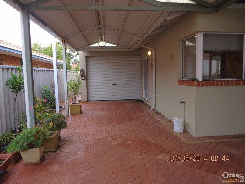 22 Leveque Loop, San Remo WA 6210