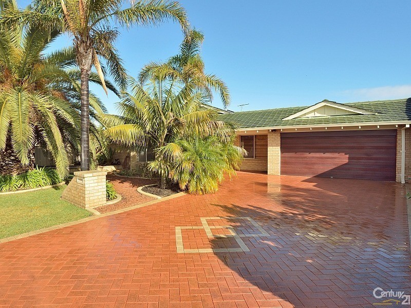 27 Peron Place, San Remo WA 6210