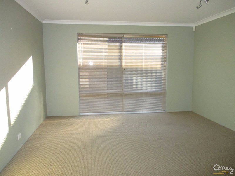 35 Impressions Way, Singleton WA 6175