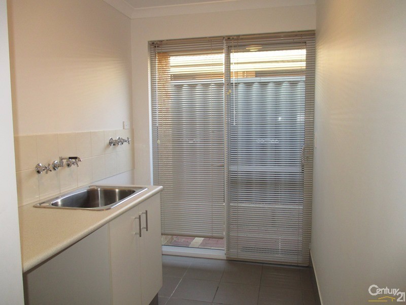 35 Impressions Way, Singleton WA 6175