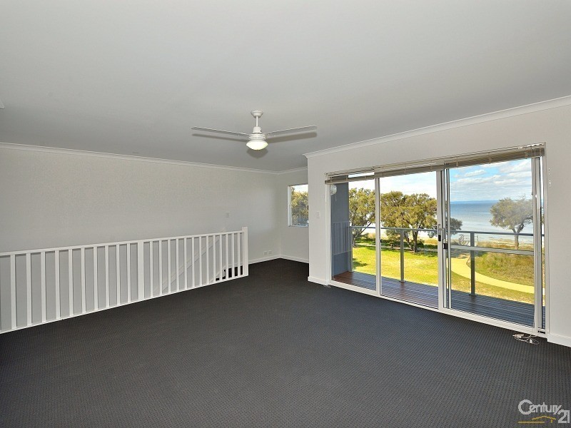 19/15 Kardan Loop, Falcon WA 6210