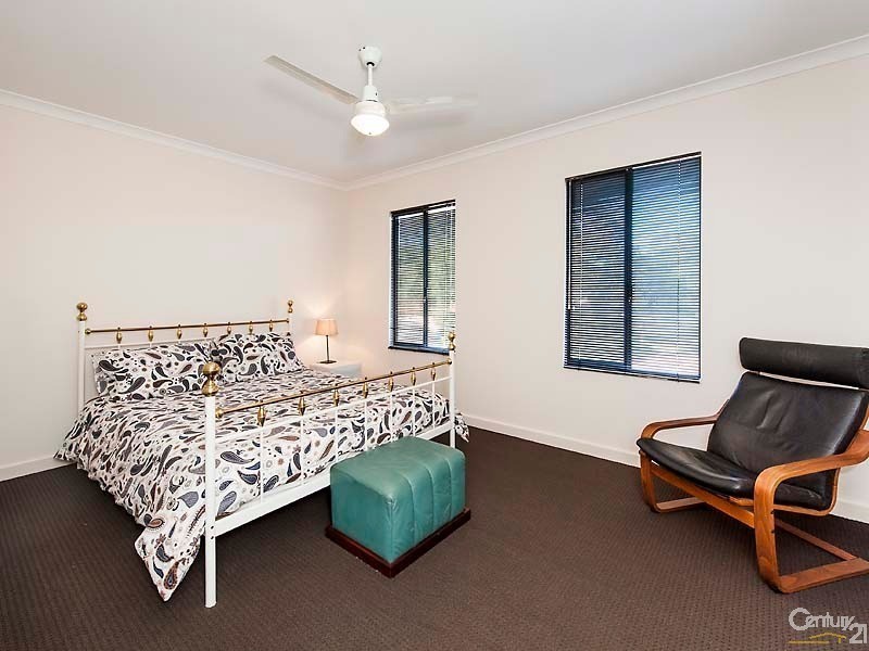 42 Coco Drive, Falcon WA 6210