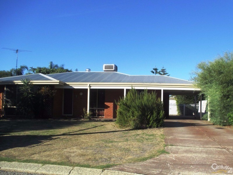 3 Feluga Court, Greenfields WA 6210