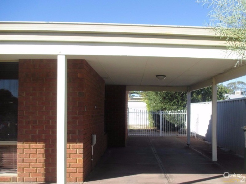 3 Feluga Court, Greenfields WA 6210