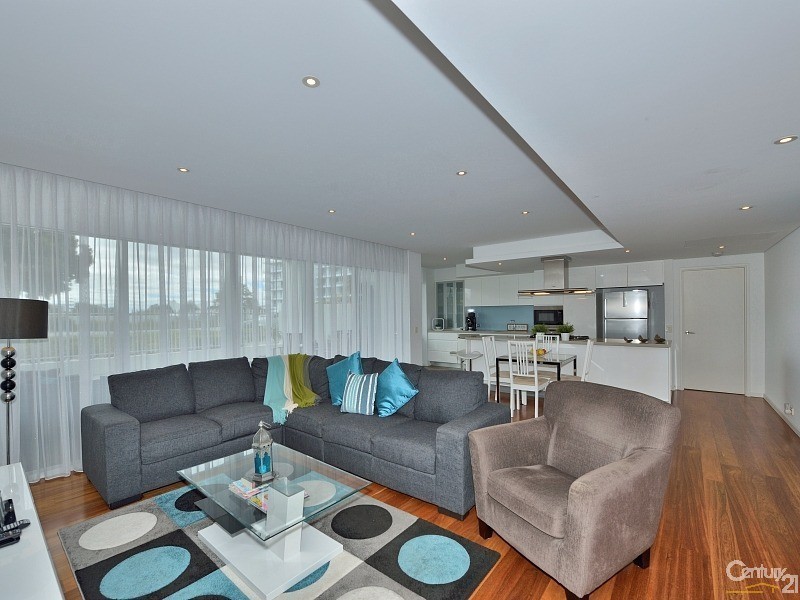 203/5 Marco Polo Drive, Mandurah WA 6210