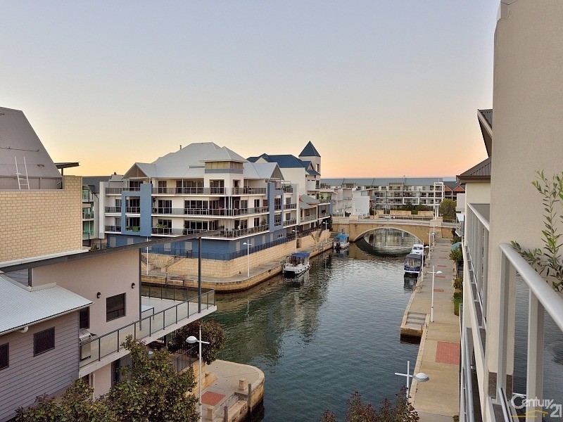 5/2D Treviso Mews, Mandurah WA 6210