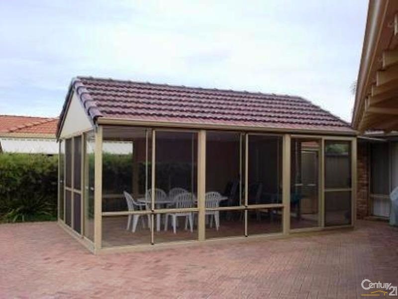 9 Blackwood Parade, Dudley Park WA 6210