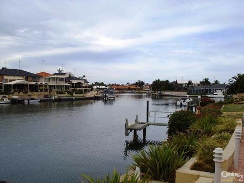 9 Blackwood Parade, Dudley Park WA 6210