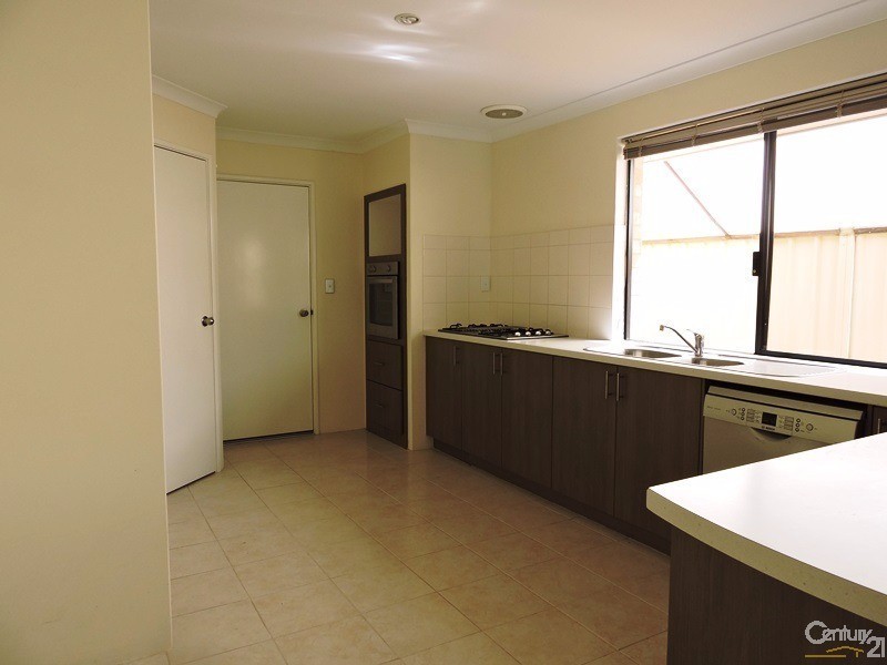 29 Yindana Boulevard, Lakelands WA 6180