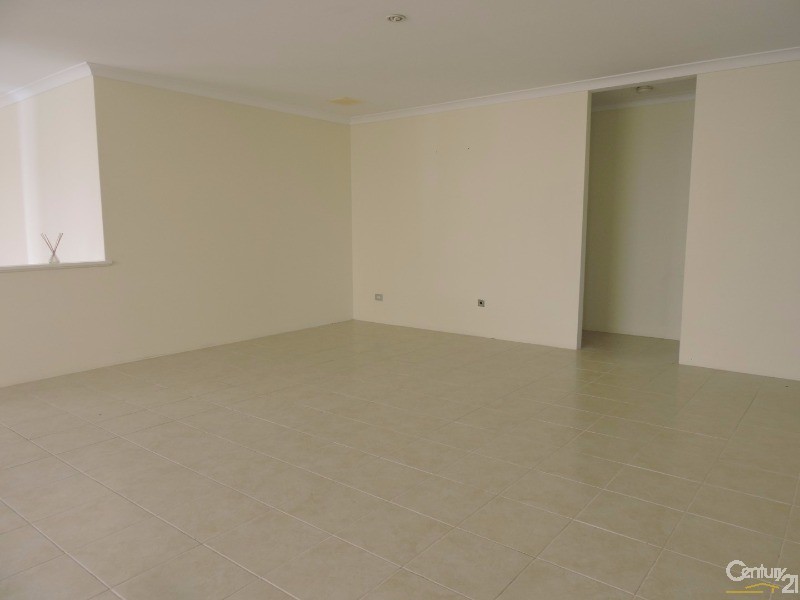 29 Yindana Boulevard, Lakelands WA 6180