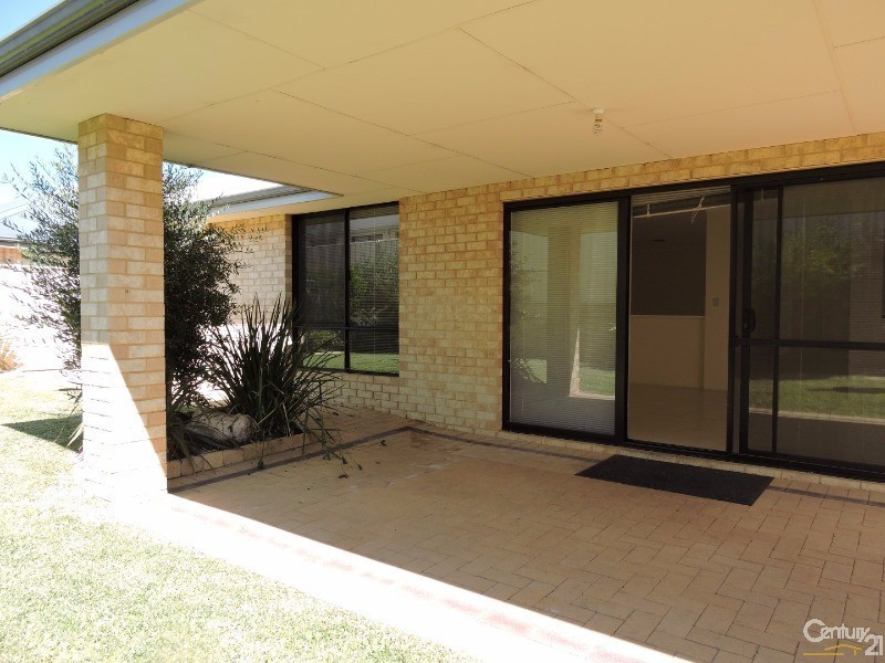 29 Yindana Boulevard, Lakelands WA 6180