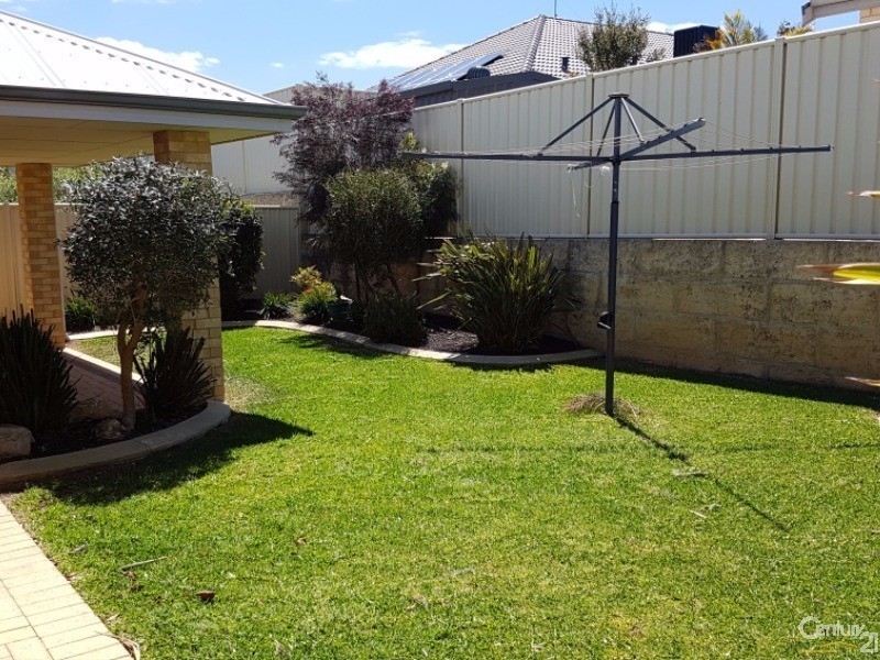 29 Yindana Boulevard, Lakelands WA 6180