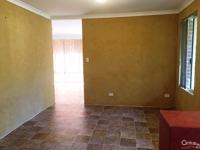 60 Oakmont Avenue, Meadow Springs WA 6210