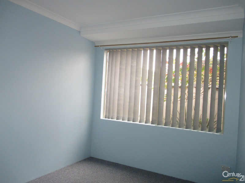 60 Oakmont Avenue, Meadow Springs WA 6210