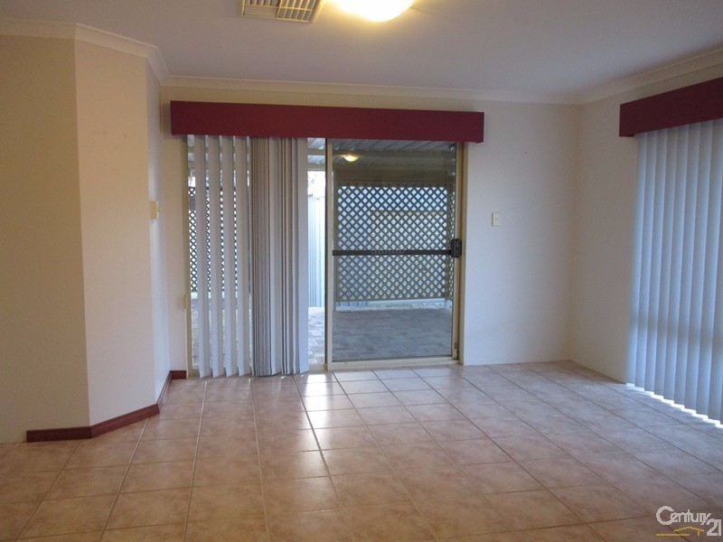 23 Peelwood Parade, Halls Head WA 6210