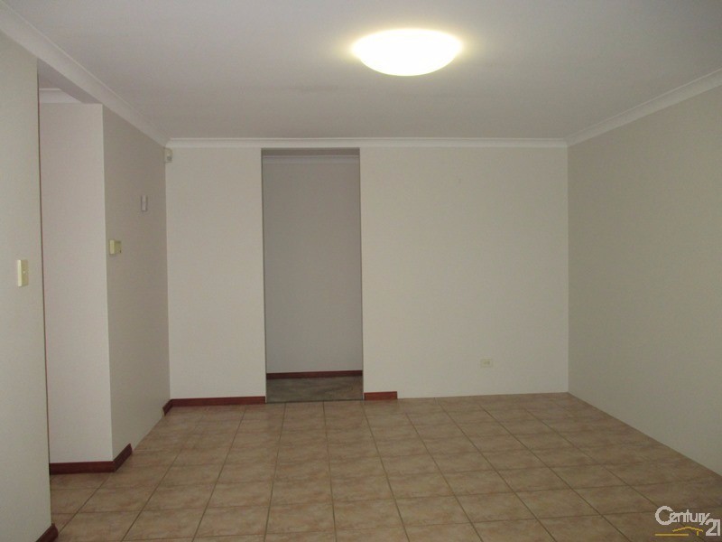 23 Peelwood Parade, Halls Head WA 6210