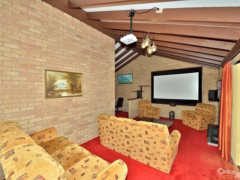 1A Marri Court, Parklands WA 6180