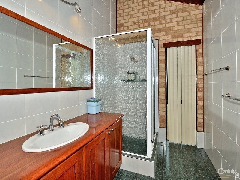 1A Marri Court, Parklands WA 6180