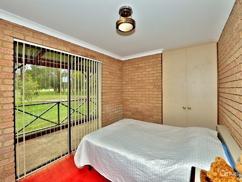 1A Marri Court, Parklands WA 6180