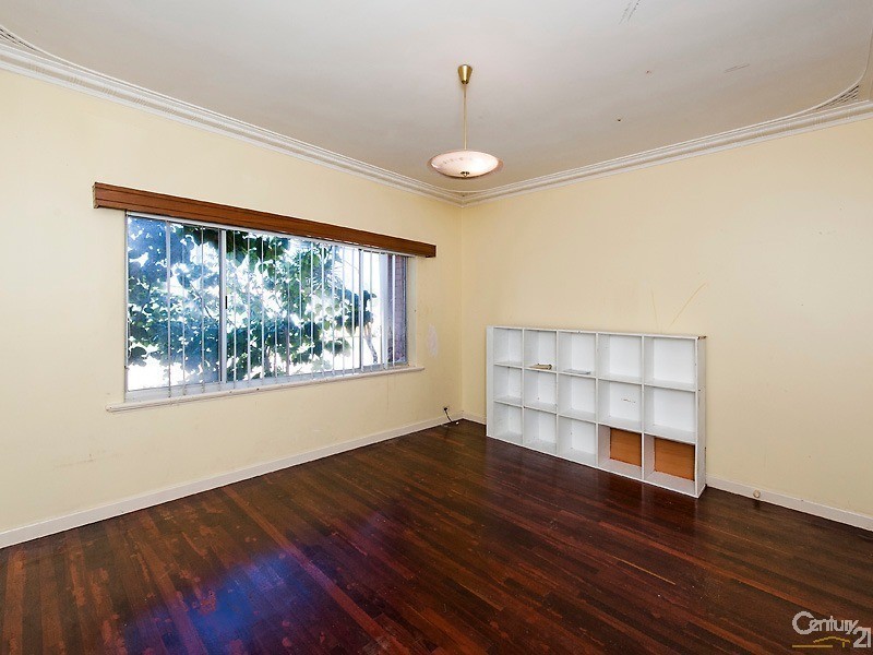 54 Peel Street, Mandurah WA 6210