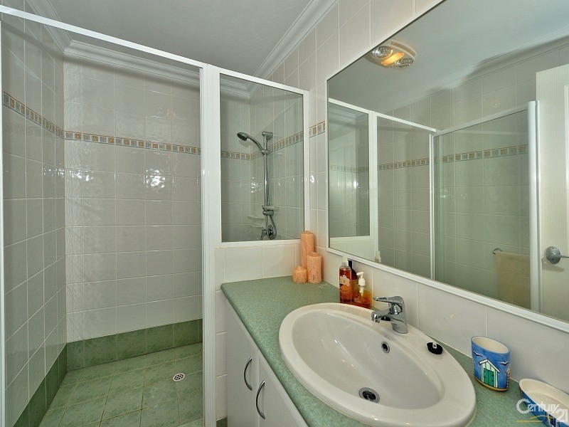 11 Stevenson Street, Dudley Park WA 6210