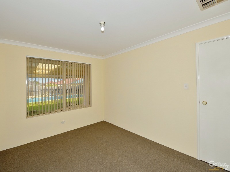 38 Glenelg Way, Meadow Springs WA 6210