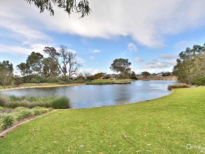 38 Glenelg Way, Meadow Springs WA 6210