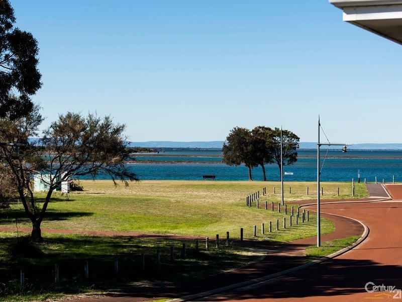 46 Marina Quay Drive, Erskine WA 6210