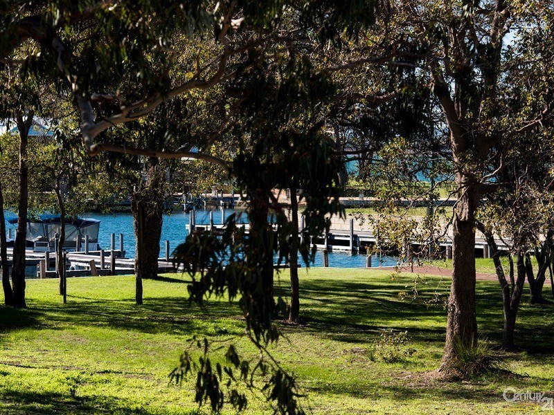 46 Marina Quay Drive, Erskine WA 6210