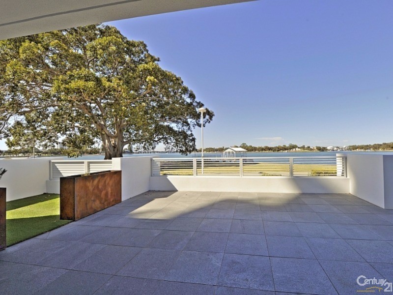 101/5 Marco Polo Drive, Mandurah WA 6210