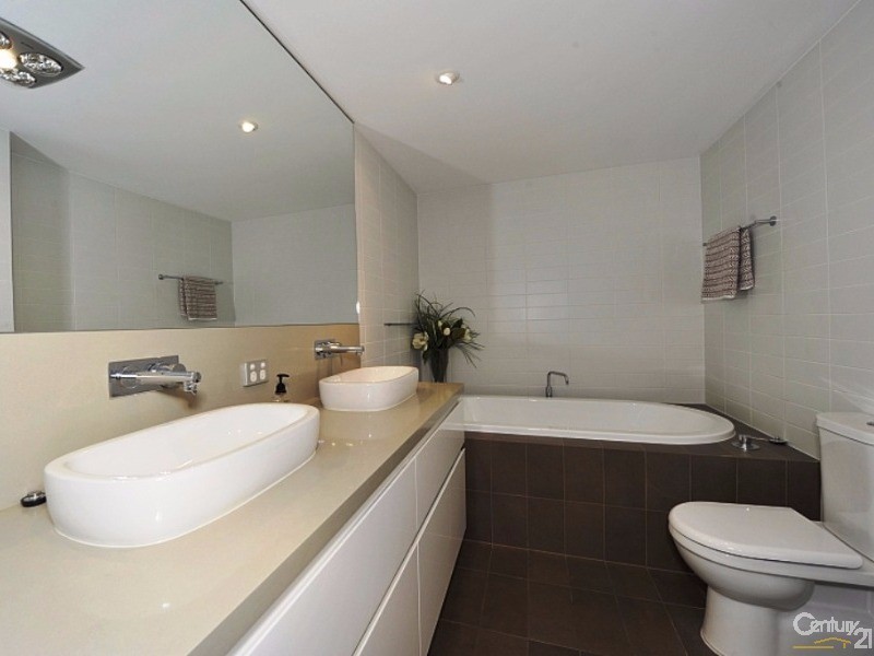 101/5 Marco Polo Drive, Mandurah WA 6210