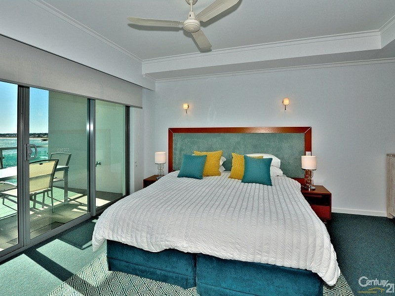 511/16 Dolphin Drive, Mandurah WA 6210