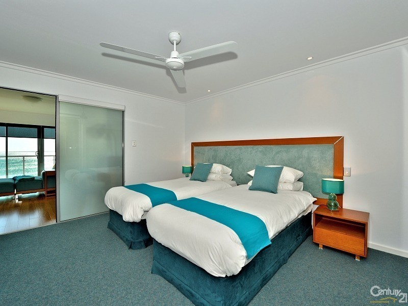 511/16 Dolphin Drive, Mandurah WA 6210