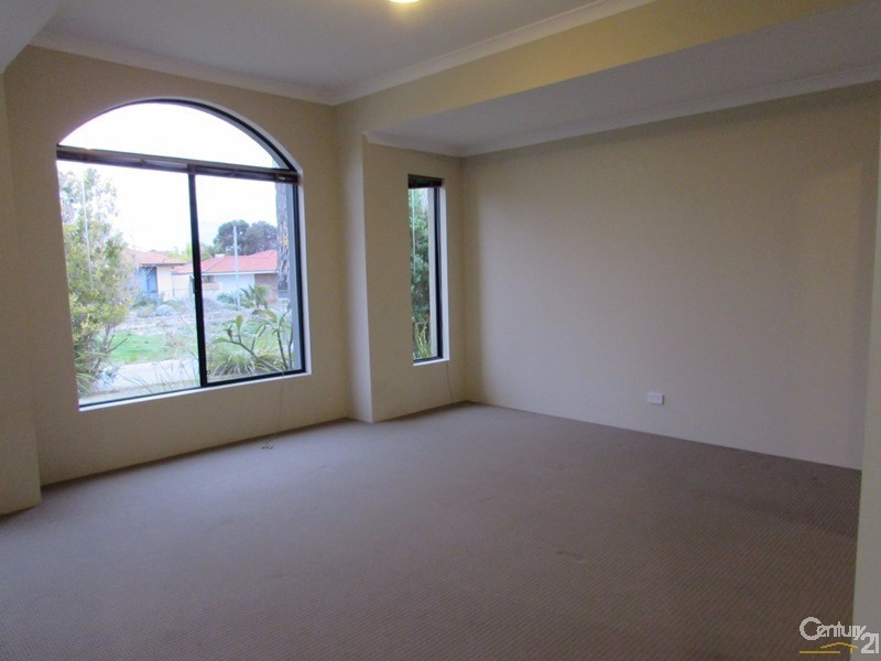 95 Murdoch Drive, Singleton WA 6175