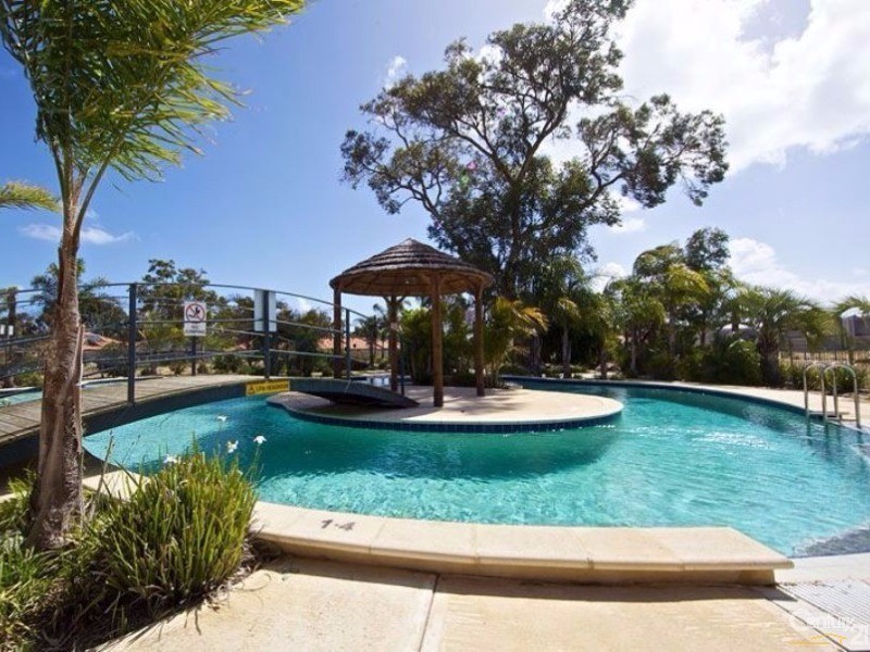 42 Coco Drive, Falcon WA 6210