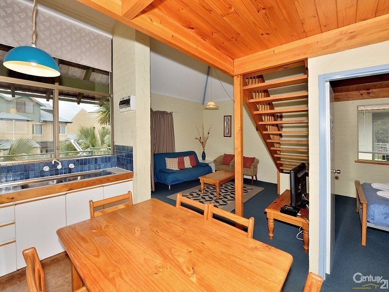 71/130 Mandurah Terrace, Mandurah WA 6210