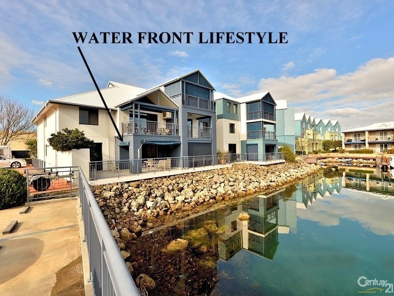 40/206 Mary Street, Halls Head WA 6210