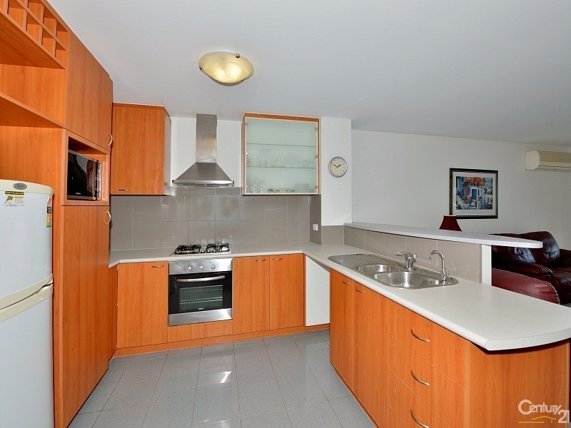 40/206 Mary Street, Halls Head WA 6210