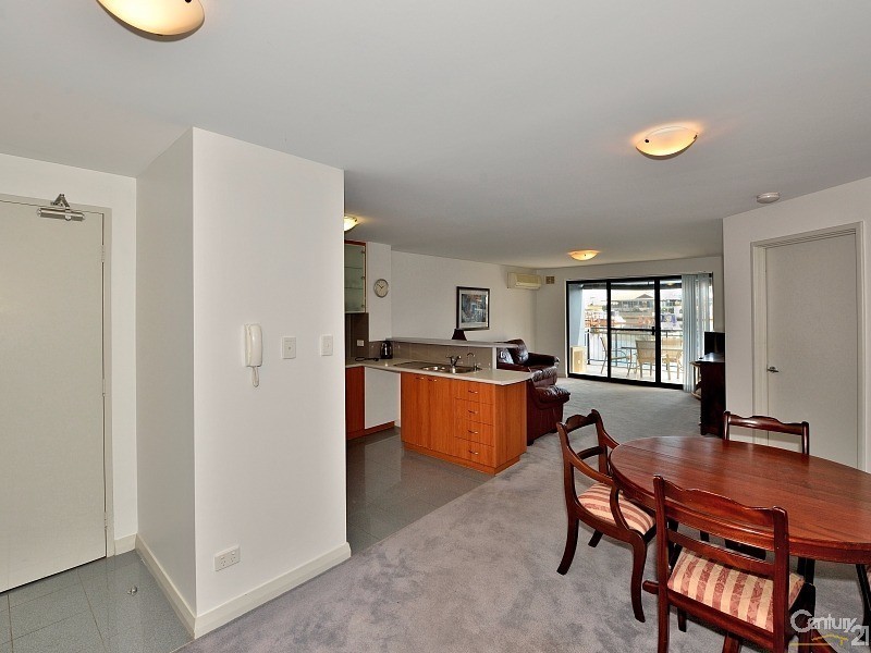 40/206 Mary Street, Halls Head WA 6210