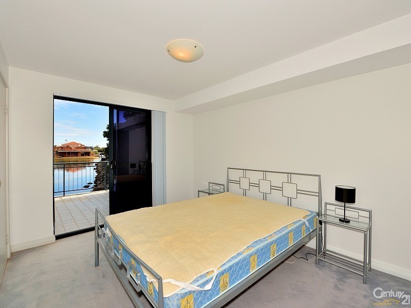 40/206 Mary Street, Halls Head WA 6210