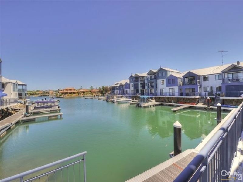 40/206 Mary Street, Halls Head WA 6210