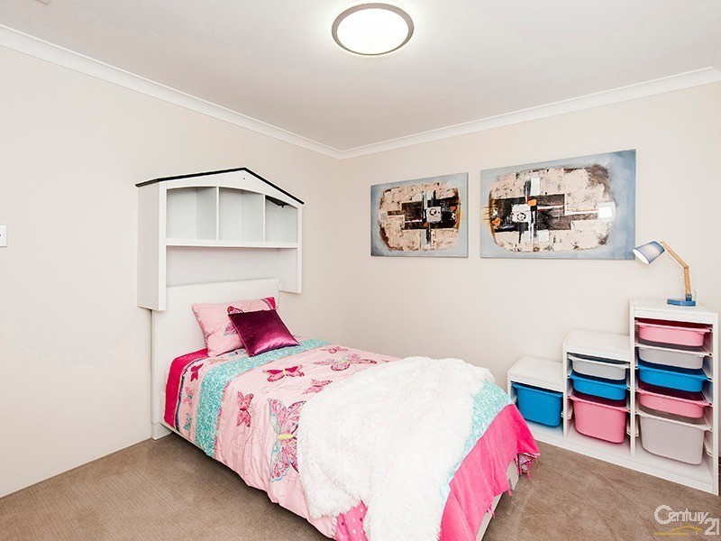 17 Jasper Way, Lakelands WA 6180