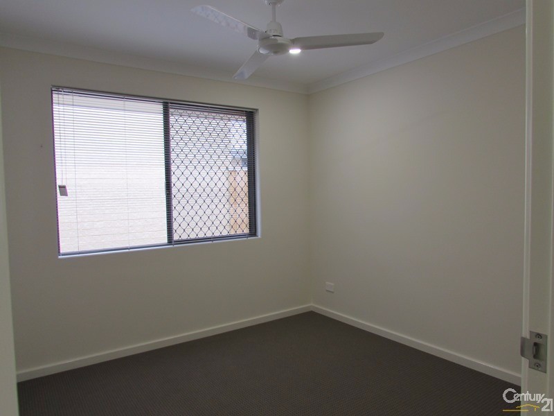 21 Tamarind Lane, Halls Head WA 6210